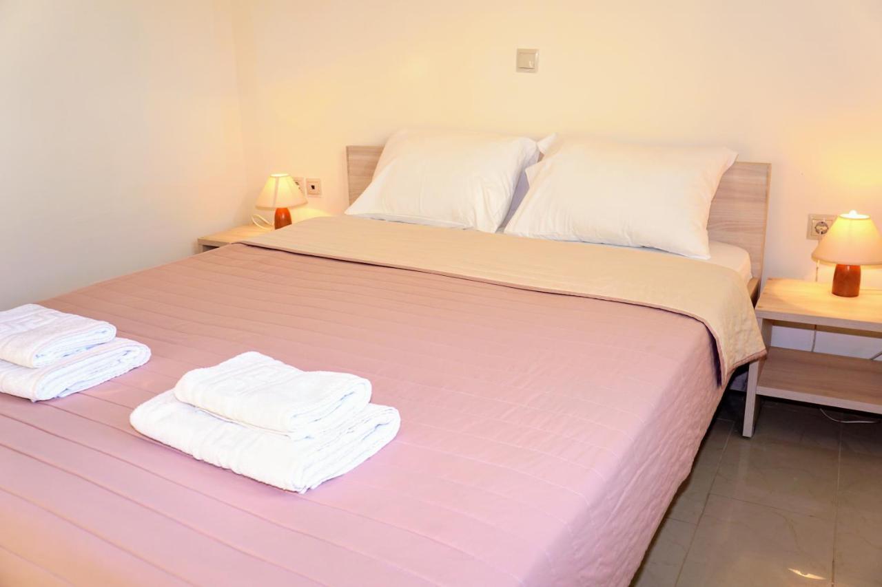 Olive Tree Hillside Apartment Stalos Ngoại thất bức ảnh
